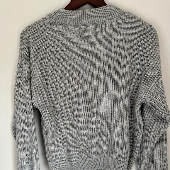 H&M Girls Light Grey Cotton-Blend Sweater — Size US 20 (EUR 170) - Picture 3 of 5